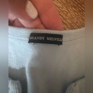 Brandy Melville t-shirt